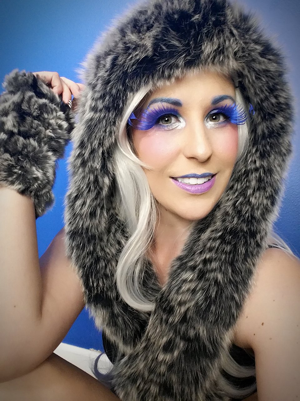 brittney riggs add Amiee Cambridge Fur photo