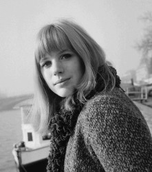 don hersh add Marianne Faithfull Nude photo