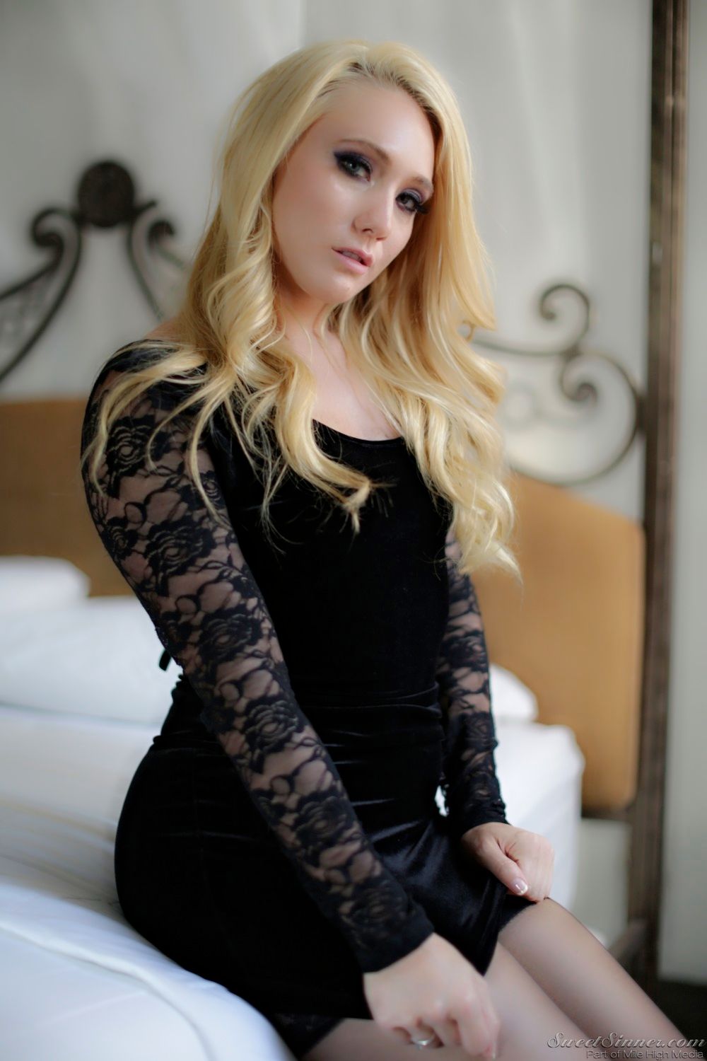 catherine miller alexander add Aj Applegate Hot photo