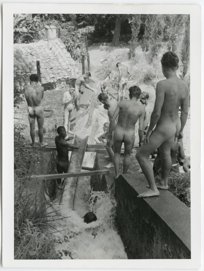 allen darnell add Naked Soldiers Gay photo