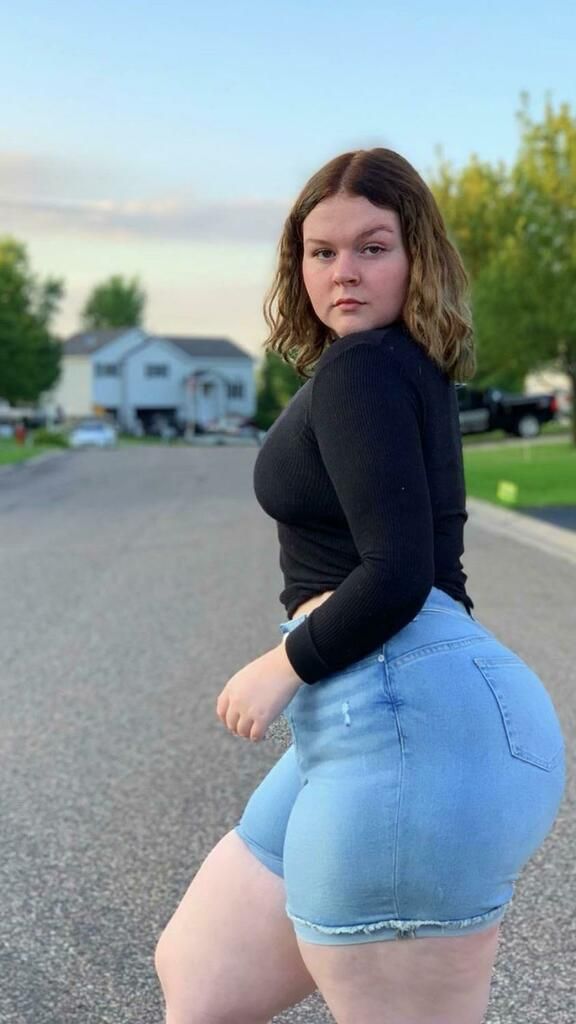 anne knorr add Pawg Sister photo