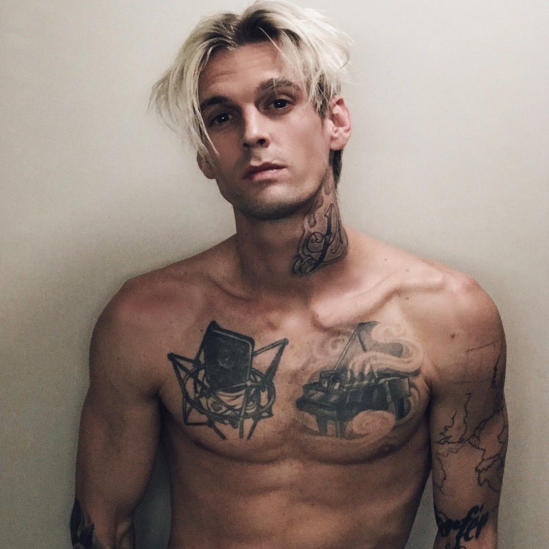 bishoy fekry add Nude Aaron Carter photo