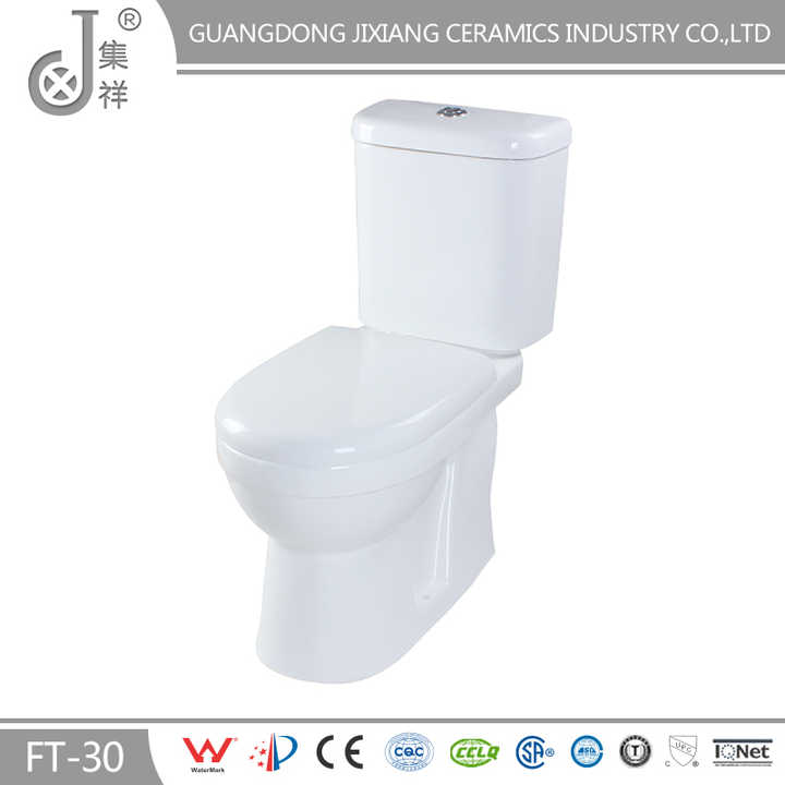 anggra yolandha add Toilet Cam photo