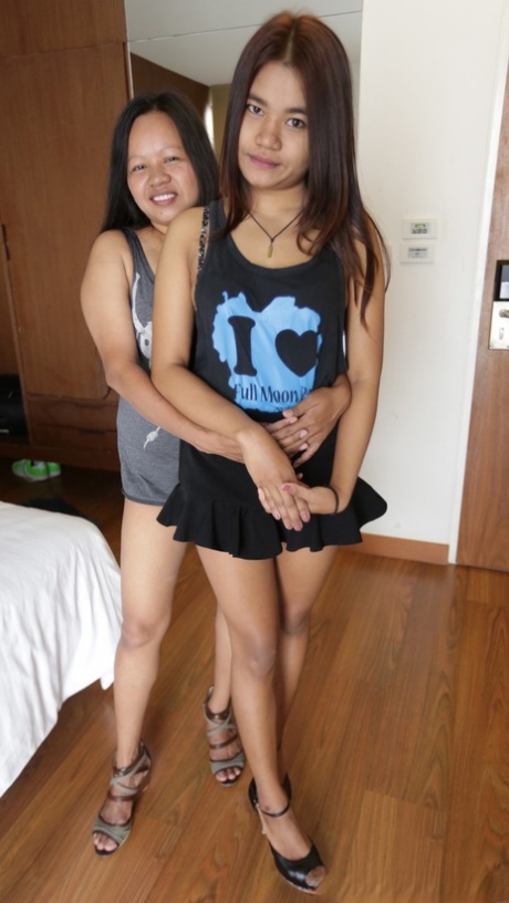 Asian Mom Daughter Porn 25494