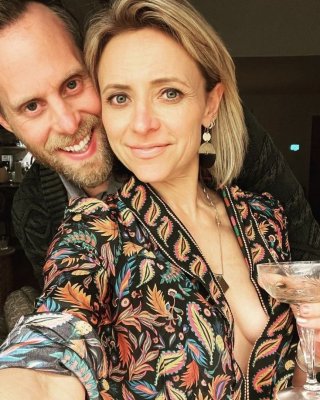 andrew janz add Christine Lakin Naked photo