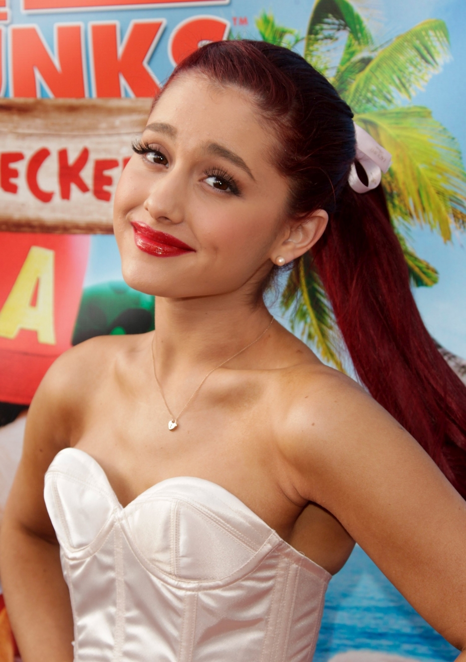 amber greenleaf add Ariana Grande Hot Photos photo