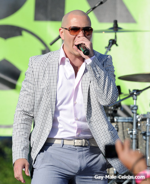 aaron old add Pitbull Nude photo