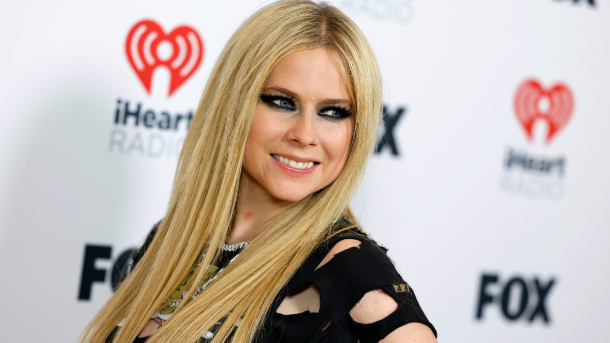 Avril Lavigne Height And Weight 20089