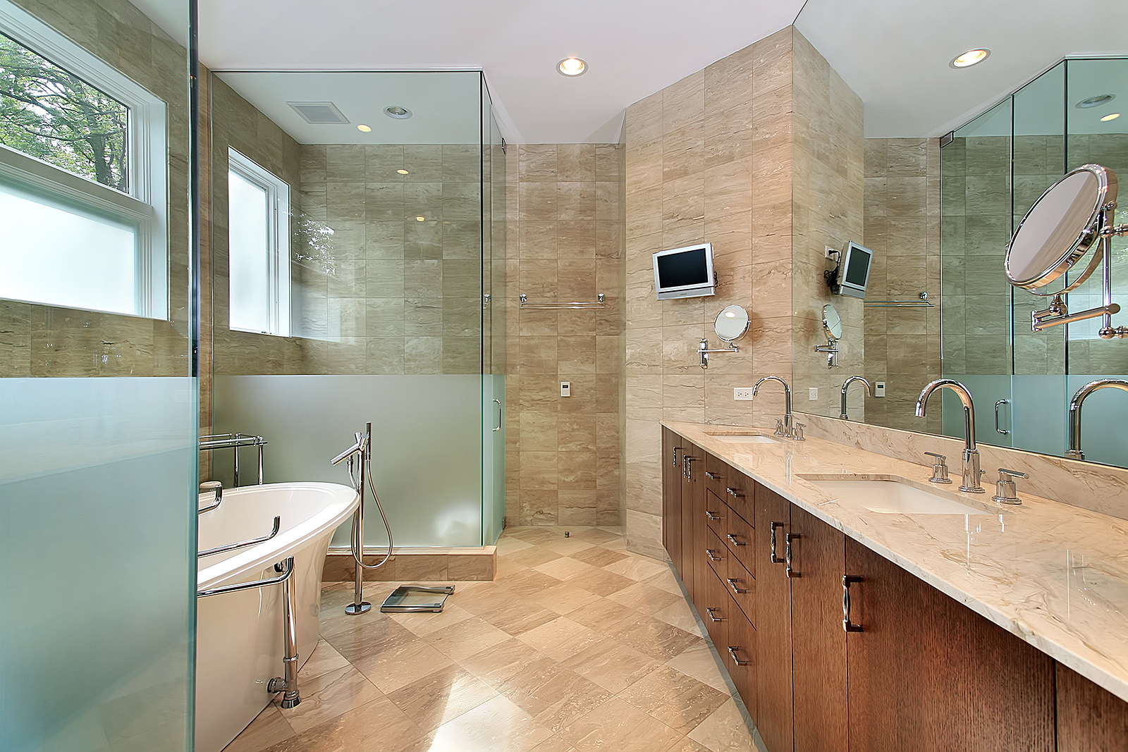 ariana rowe add Olive Glass Shower photo