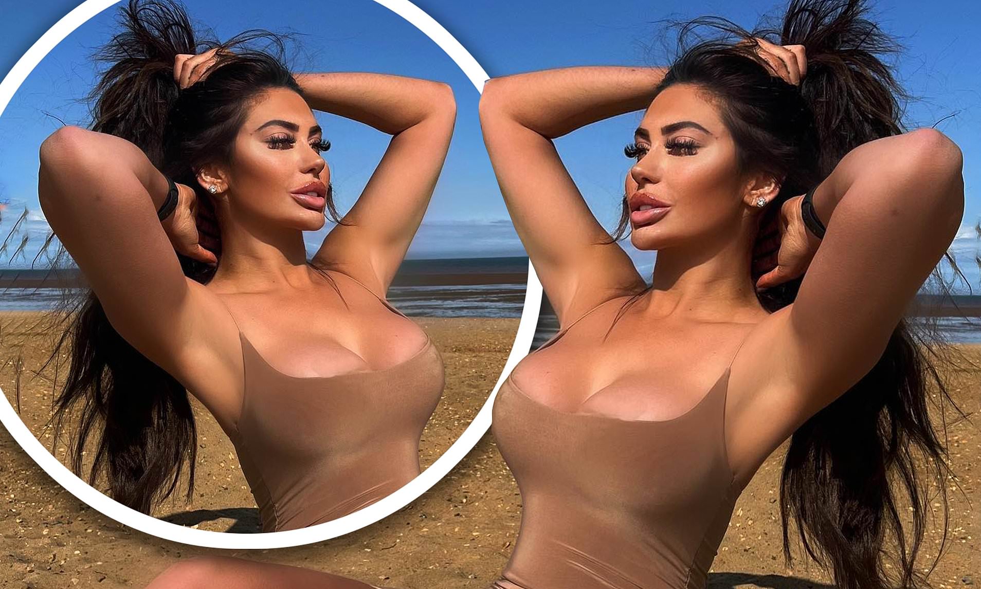 dorothy duong add Chloe Ferry Naked photo