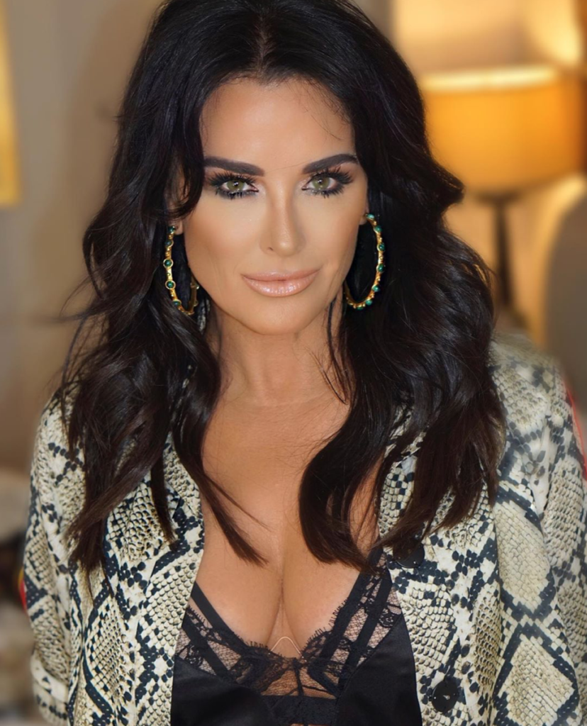 danielle pender add Kyle Richards Naked photo