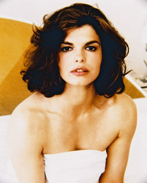 david froschauer add Jeanne Tripplehorn Hot photo