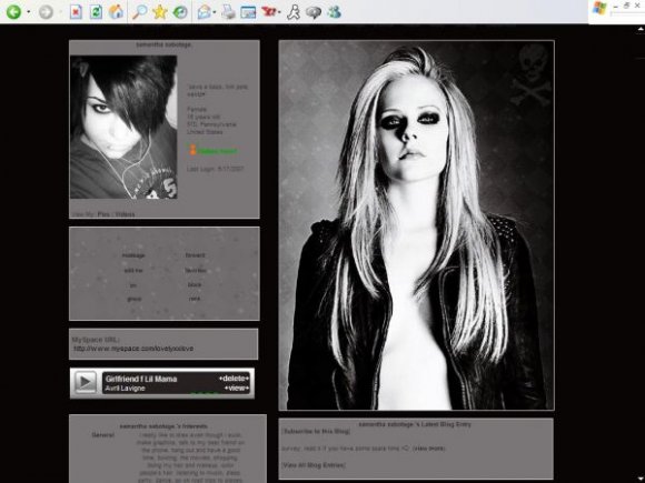 brian brickman add Avril Lavigne Height And Weight photo