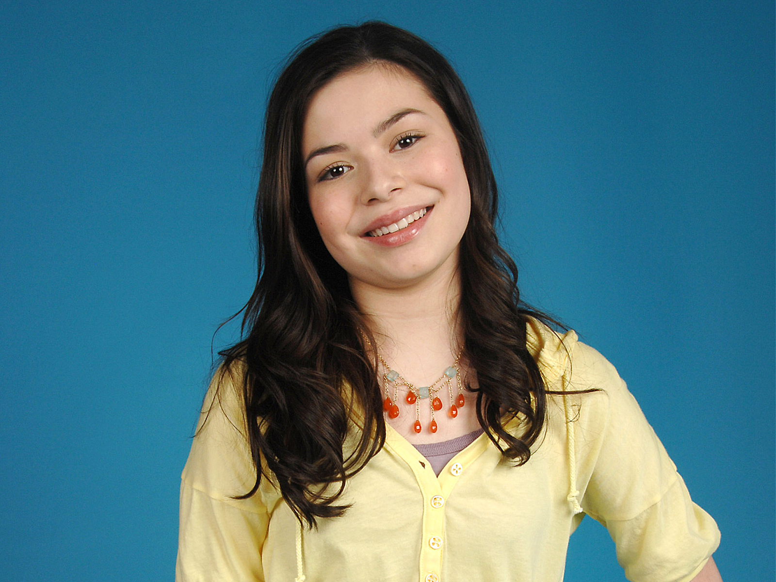 andrea packo add Miranda Cosgrove Porm photo