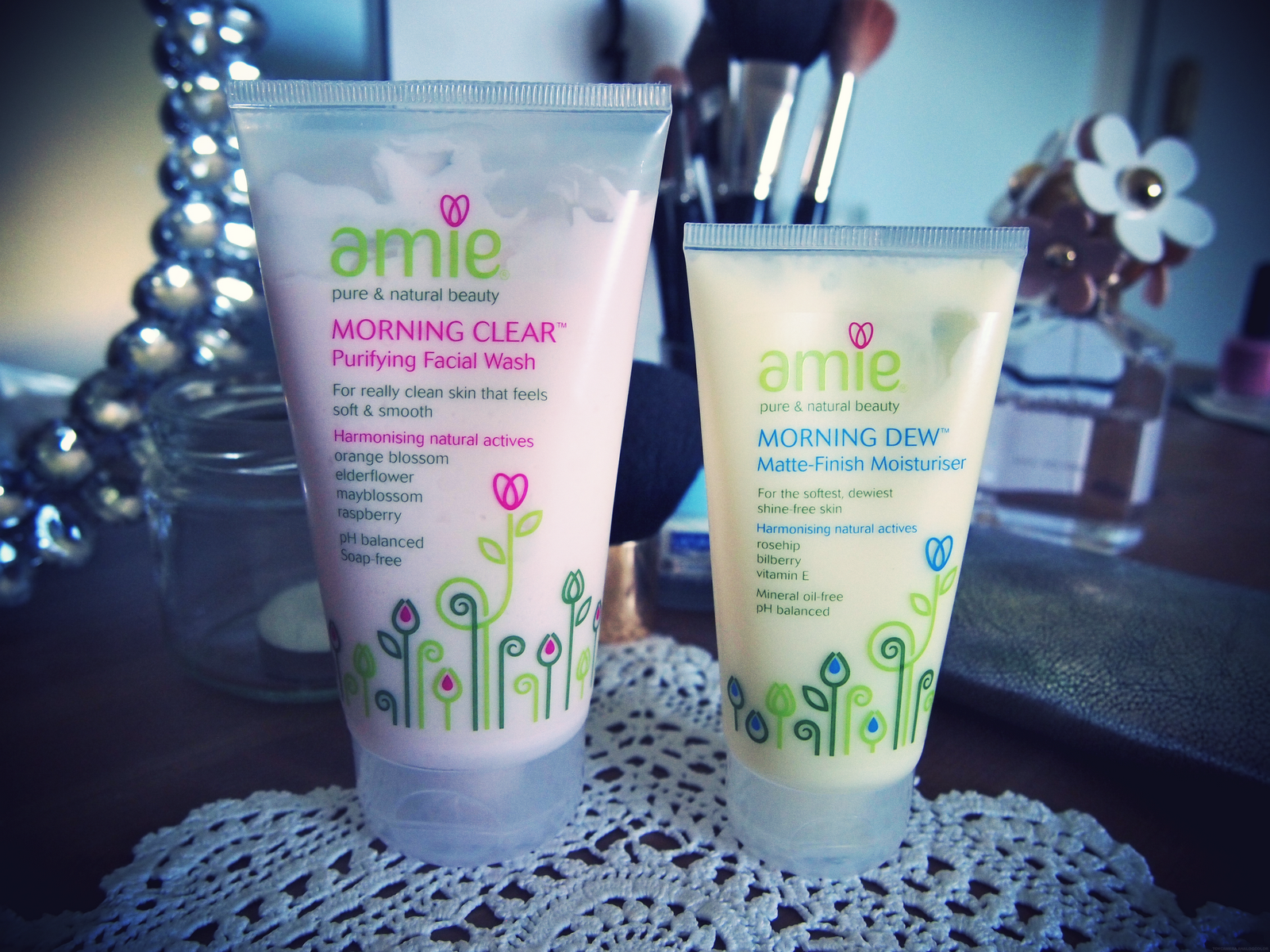 diana jasmin add Amie Face Wash photo