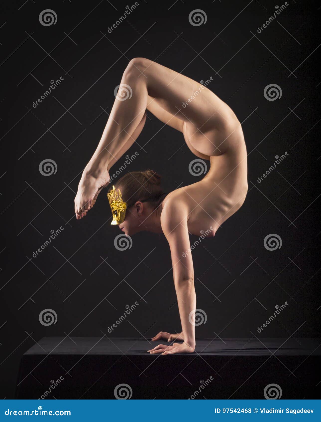 david skridulis add Nude Contortionist photo