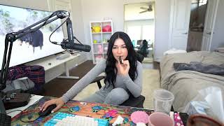 dennis barone add Alinity Masterbating photo