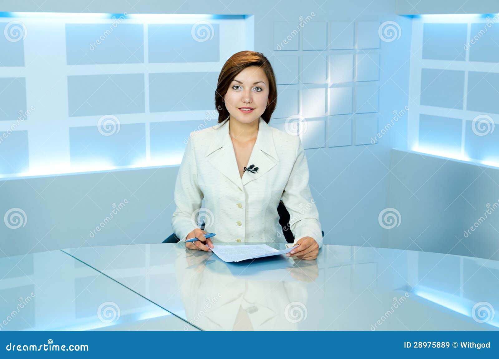 alex alexutzu add Anchorwoman Translucent Desk photo