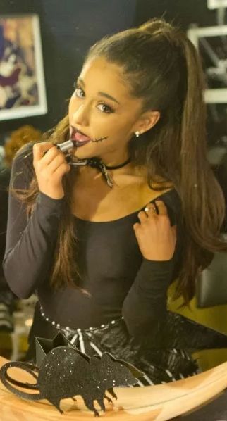 deborah mcneeley add Ariana Grande Hot Photos photo