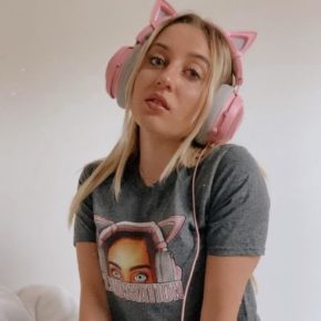 aubrey dowden add Asmr Claudy photo