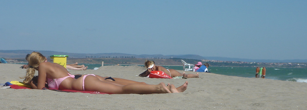 dennis medel add Beach Voyeur Amateur photo