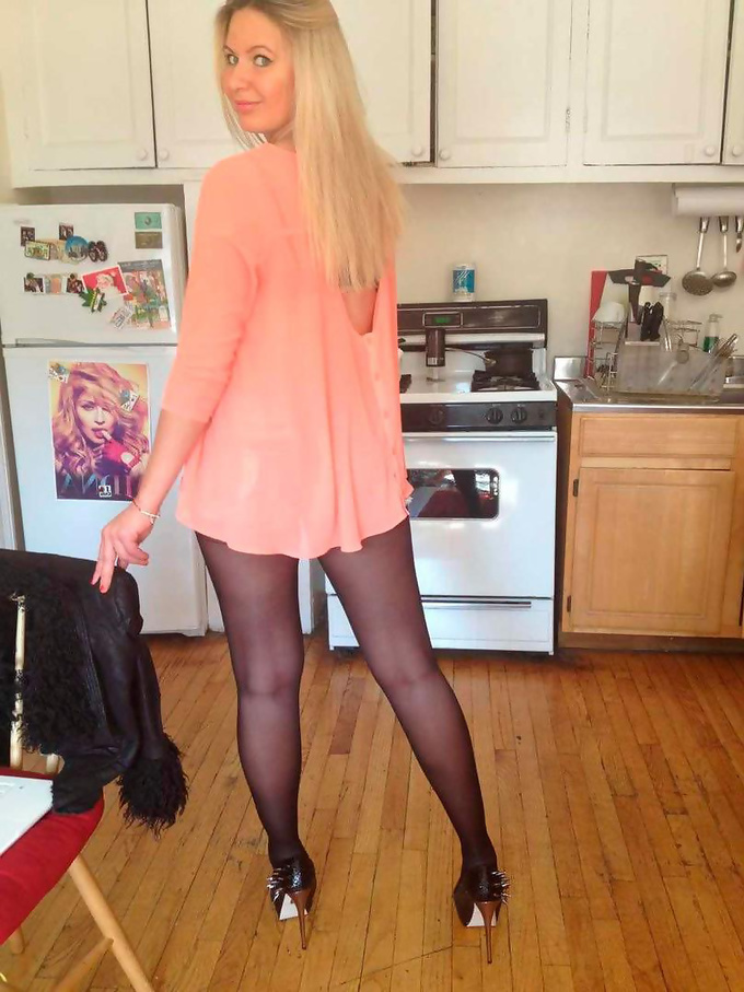 donna may de guzman add Crossdresser Stocking Porn photo