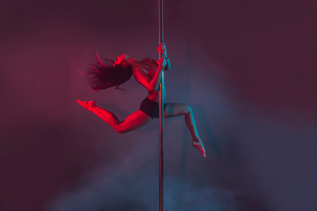 ali moradi add Pole Dance Strip photo