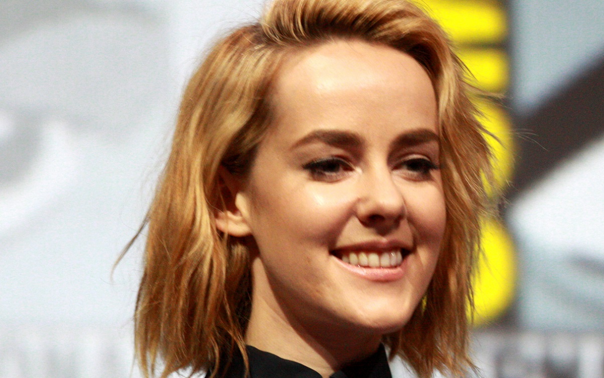 adrian lika add Jena Malone Bikini photo