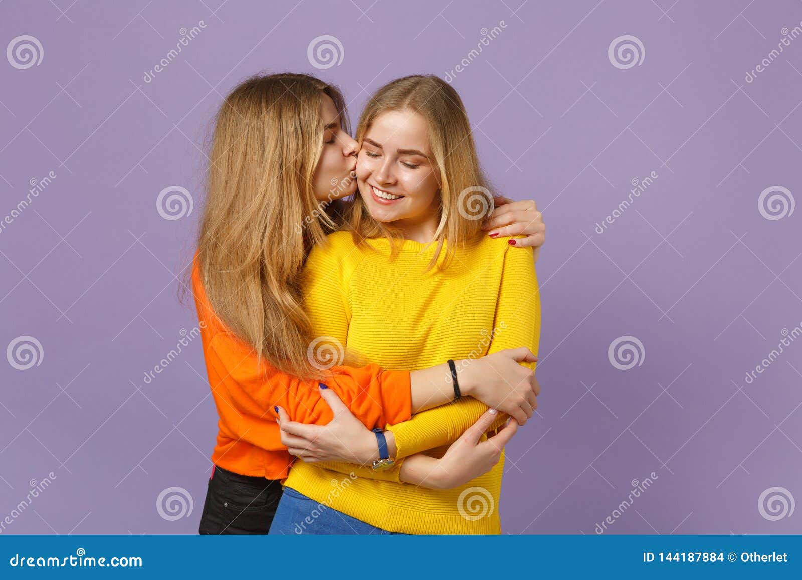 cynthia jeffery add Lesbian Lick Eachother photo