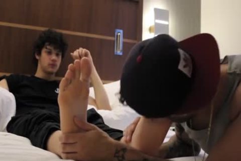 brett selleck add Male Foot Worship Porn photo