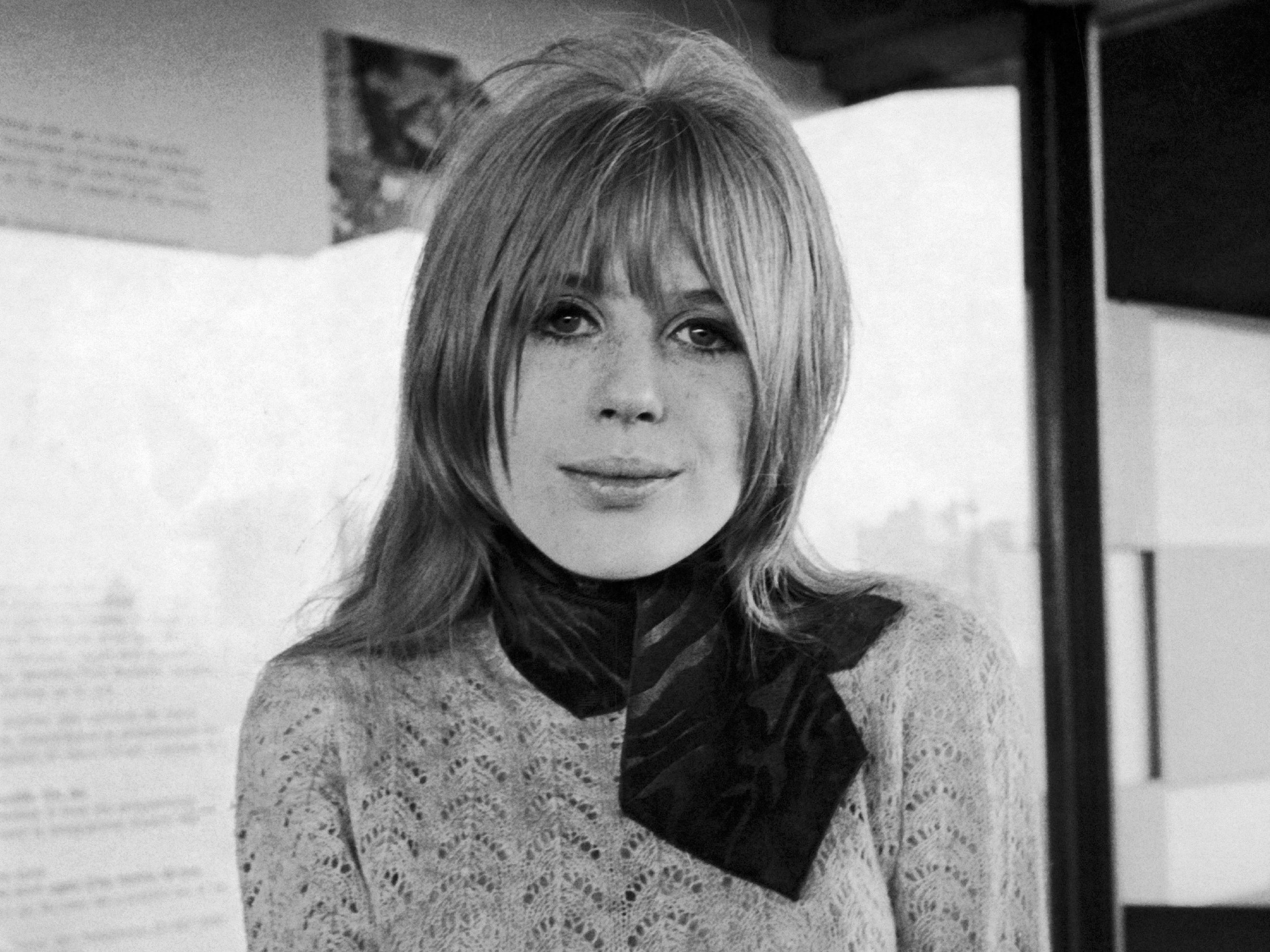 dewight mitchell add Marianne Faithfull Nude photo