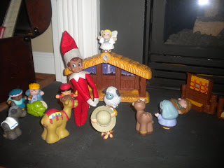 clarissa macias add Max The Elf Scenes photo