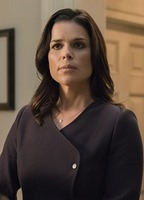 dara ward add Neve Campbell Boobs photo