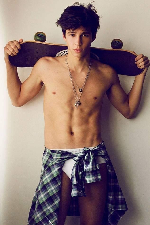 calvin musgrove add Skater Twinks photo